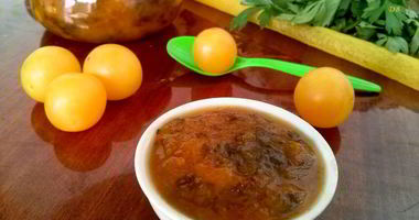 Рецепт Соуса Ткемали из желтой алычи