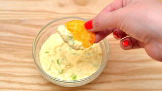 Рецепт Сырного соуса для чипсов начос