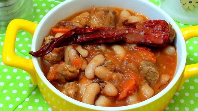 Рецепт томатного соуса со свининой