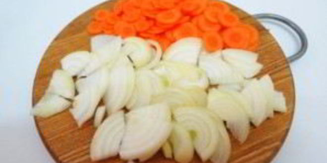 Рецепт томатного соуса со свининой