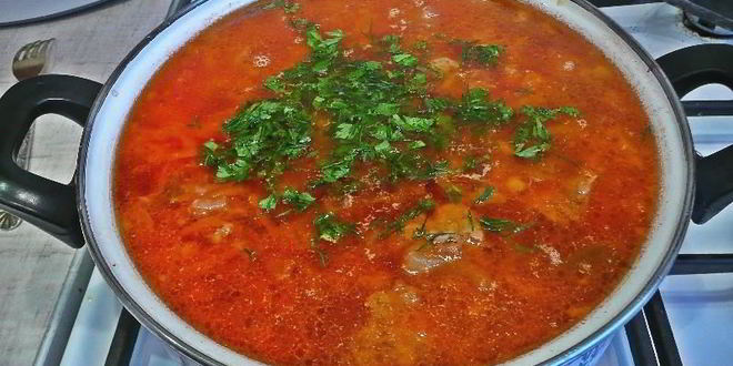 Рецепт борща с тушенкой и капустой