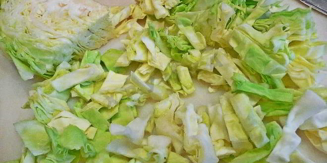 Рецепт борща с тушенкой и капустой