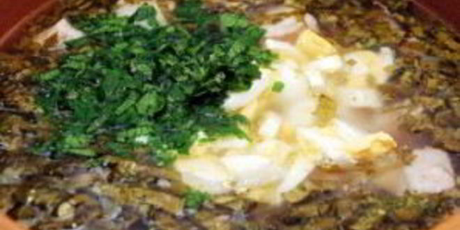 Рецепт зеленого борща со щавелем и яйцом