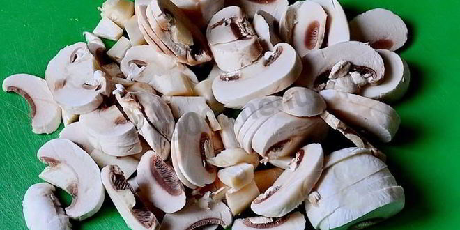 Рецепт грибного супа на мясном бульоне