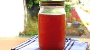 Рецепт Прозрачного говяжьего бульона на мясе и костях