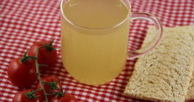 Рецепт Рыбного бульона с белым вином, тимьяном и анисом