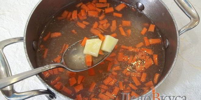 Рецепт супа с фрикадельками и яйцом на мясном бульоне