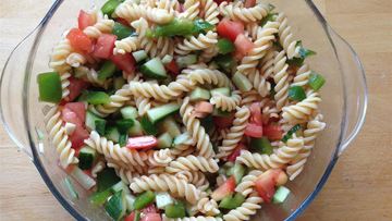 Рецепт Овощного салата Гаспачо с макаронами