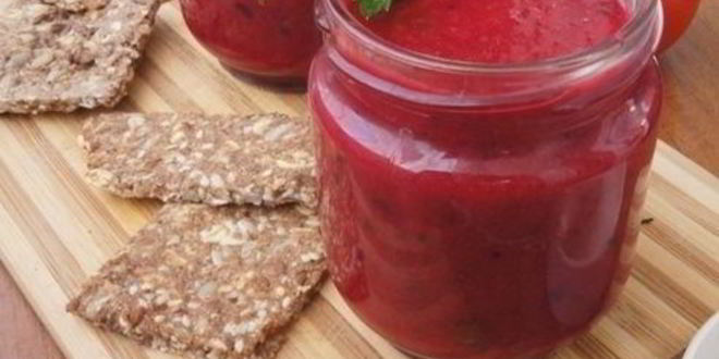 Рецепт свекольного гаспачо с петрушкой