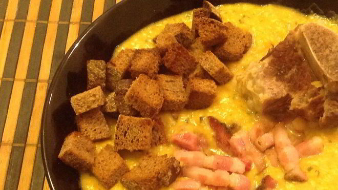 Рецепт горохового супа с говядиной и беконом