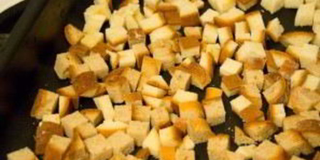 Рецепт горохового супа с гренками