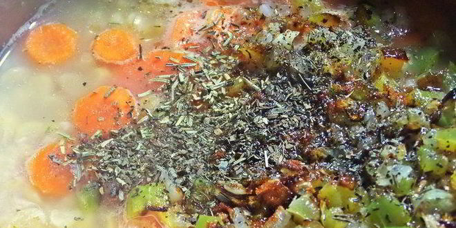 Рецепт горохового супа с итальянским акцентом