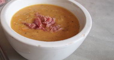 Рецепт Горохового супа с копченым беконом