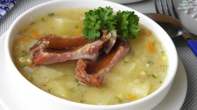 Рецепт горохового супа с копчеными ребрышками