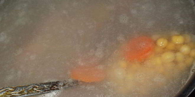 Рецепт горохового супа с копчеными свиными хрящиками