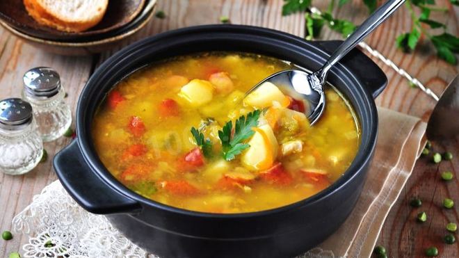 Рецепт горохового супа с охотничьими колбасками