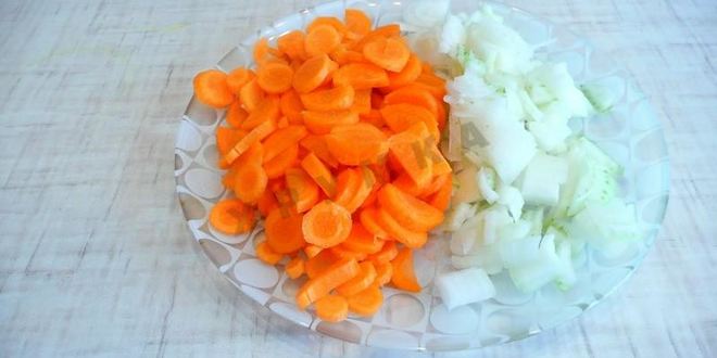 Рецепт горохового супа с тушенкой