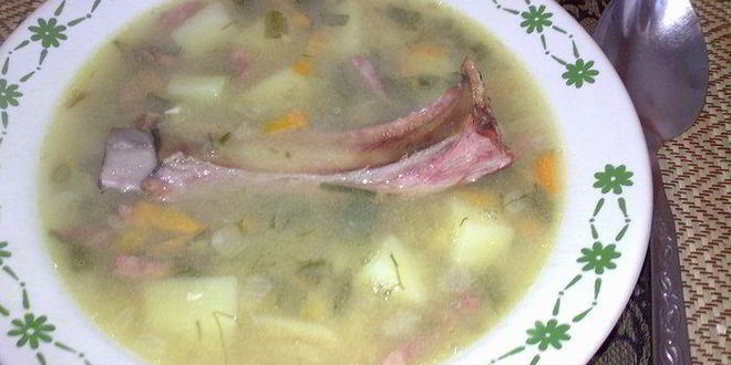 Рецепт Вкуса детства — горохового супа с копченостями