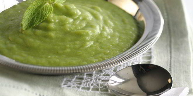 Рецепт Картофельного супа с луком-пореем и зеленым горошком