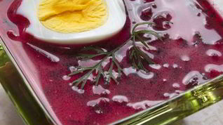 Рецепт Белорусского холодника из свеклы на минеральной воде