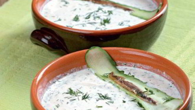 Рецепт холодного пикантного супа с йогуртом