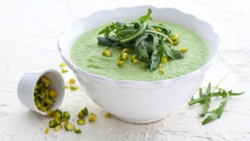 Рецепт Холодного супа из кабачков с фисташками