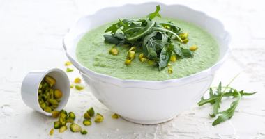 Рецепт Холодного супа из кабачков с фисташками