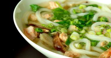 Рецепт Холодного супа из лосося с луком-пореем