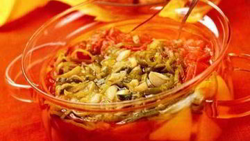 Рецепт Холодного супа с помидорами и грецкими орехами