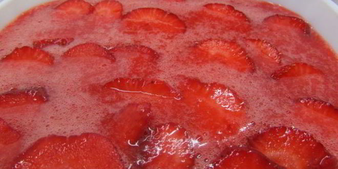 Рецепт клубнично-лимонного холодный суп с нежными клецками