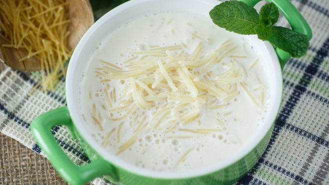 Рецепт молочного супа с вермишелью для детей