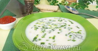 Рецепт Окрошки без мяса с красной икрой