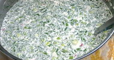 Рецепт Окрошки на курином бульоне с редисом