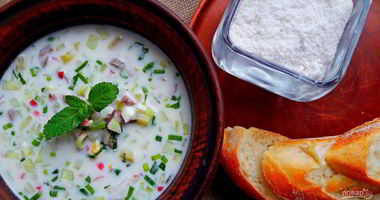 Рецепт Окрошки на сметане с мясом