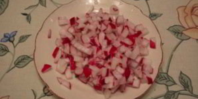 Рецепт окрошки с копченой грудкой