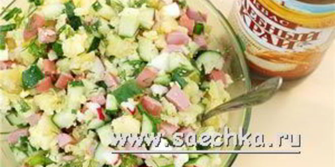 Рецепт окрошки с копчеными сосисками