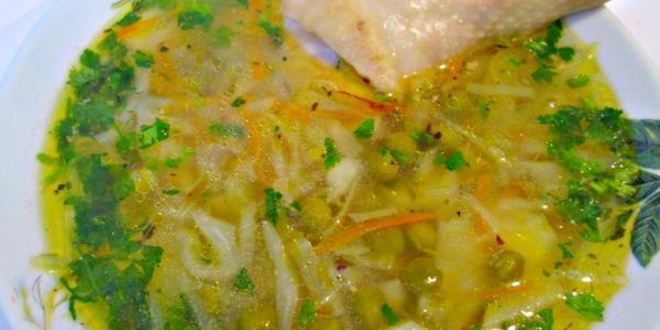 Рецепт Куриного супа с зеленым горошком и овощами