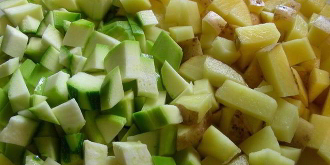 Рецепт легкого супа из летних овощей с рисом