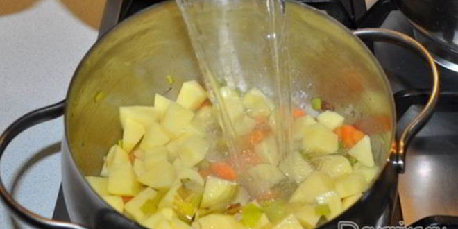 Рецепт овощного супа с луком-пореем