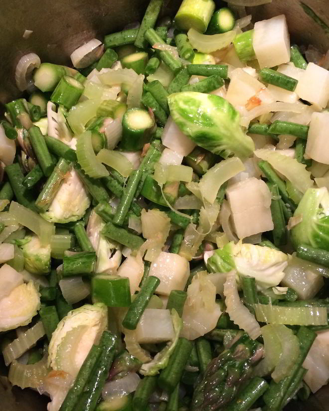 Рецепт весеннего минестроне