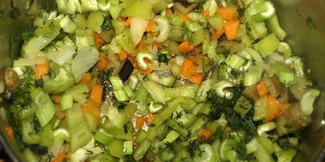 Рецепт чечевичной похлебки с овощами и пепперони