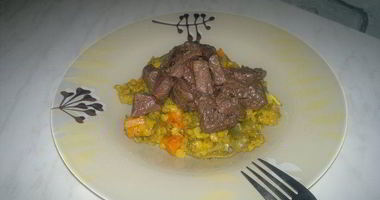 Рецепт Чечевичной похлебки с тыквой, луком и куркумой и говядина в вине