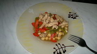 Рецепт Нутовой похлебки с бульоном из индейки в бальзамике и лимонном соке со сладкими перцами