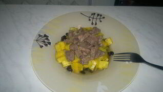 Рецепт Похлебки из черной фасоли с корнем сельдерея и ананасом, говядина в насыщенном бульоне