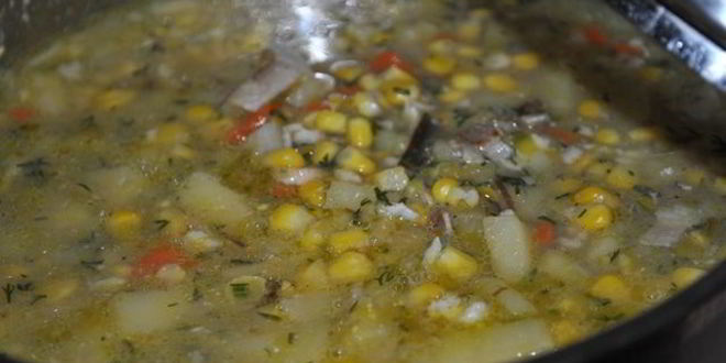 Рецепт похлебки с крабами и кукурузой