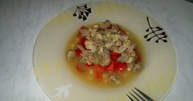 Рецепт Похлебки с куриными желудками и бедром индейки со сладким перцем