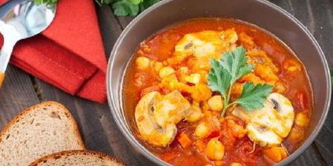 Рецепт Сытной похлебки из чечевицы с грибами