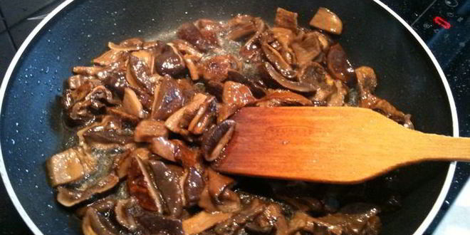 Рецепт сытной постной похлебки с грибами и фасолью