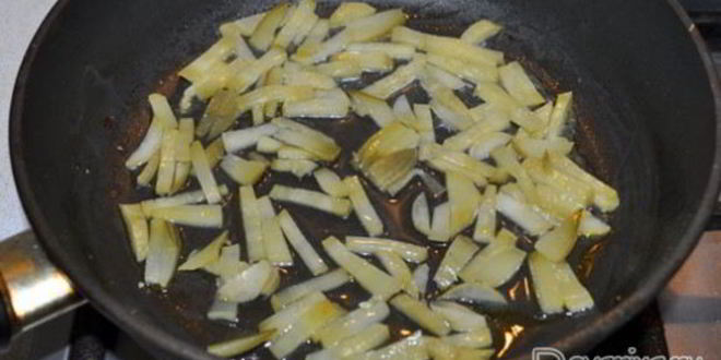 Рецепт рассольника с куриными потрошками