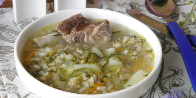 Рецепт Рассольника с перловкой и солеными огурцами